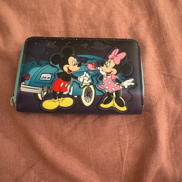 Loungefly Mickey and Minnie Mouse Wallet - Picture 2 of 4